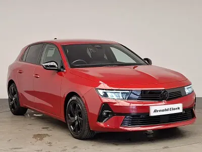 Used Vauxhall Astra 130 HP (95 kW) 2023 Red Hatchback