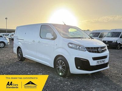 Used Vauxhall Vivaro Sportive 120 HP (88 kW) 2020 White MPV
