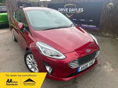 Used Ford Fiesta Titanium X 100 HP (73 kW) 2018 Red Hatchback