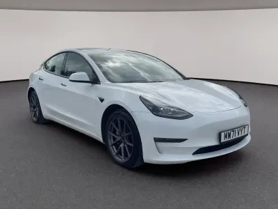 Used Tesla Model 3 Long Range AWD 254 kW (346 HP) 2021 White Sedan