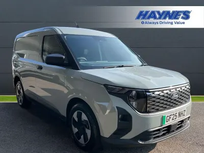 Begagnad Ford E-Transit Trend 98 kW (134 HK) 2025 Grå Van