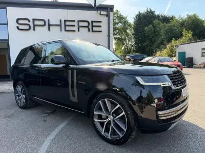 Used Land Rover Range Rover SE 300 HP (220 kW) 2024 Black SUV