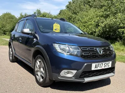 Used Dacia Sandero Lauréate 2017 Blue Hatchback