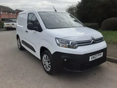 Used Citroën e-Berlingo 100 HP (73 kW) 2021 White