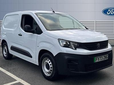 Used Peugeot E-Partner Premium 100 kW (136 HP) 2023 MPV