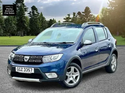 Used Dacia Sandero Lauréate 89 HP (65 kW) 2017 Blue Hatchback