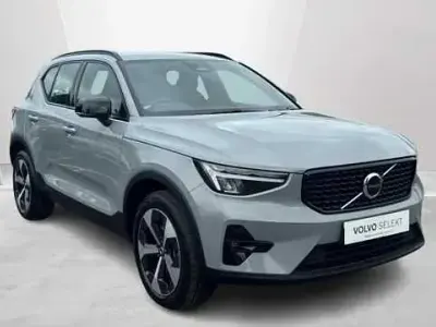 Used Volvo XC40 Plus 194 HP (142 kW) 2025 SUV