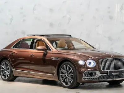 Used Bentley Flying Spur 544 HP (400 kW) 2022 Brown Sedan
