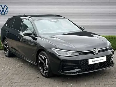 Used VW Passat R-line 272 HP (200 kW) 2025 Black Estate
