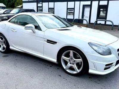 Used Mercedes SLK200 AMG 2011 White Cabriolet