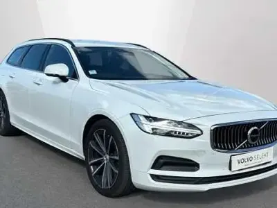 Used Volvo V90 Momentum 194 HP (142 kW) 2022 Estate