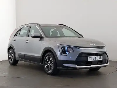 Używany Kia Niro 139 KM (102 kW) 2024 Szary SUV
