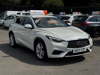 Infiniti Q30