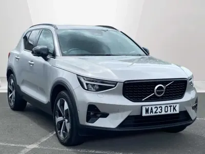Used Volvo XC40 Ultimate 197 HP (144 kW) 2023 Silver SUV