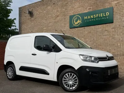 Używany Citroën Berlingo 75 KM (55 kW) 2019 Biały Minivan