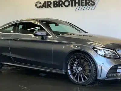 Używany Mercedes C220 AMG line 2019 Szary Coupe