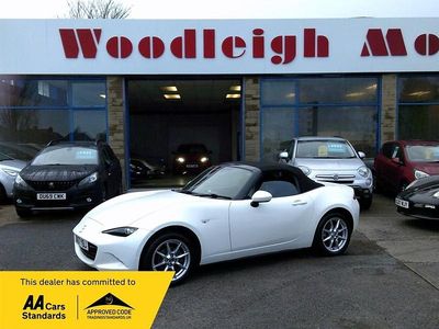 Used Mazda MX5 131 HP (96 kW) 2017 White Cabriolet