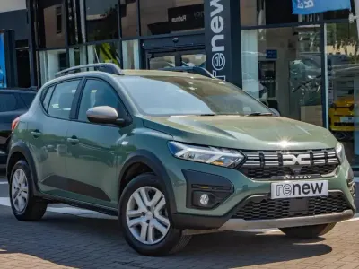 Used Dacia Sandero Expression 90 HP (66 kW) 2023 Green Hatchback