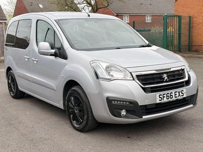 Used Peugeot Partner Tepee Allure 100 HP (73 kW) 2016 Silver MPV
