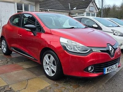 Used Renault Clio IV Dynamique 2015 Red Hatchback