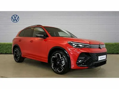 Used VW Tiguan R-line 150 HP (110 kW) 2026 Red SUV