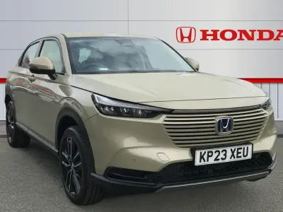 Used Honda HR-V Elegance 131 HP (96 kW) 2023 Beige SUV