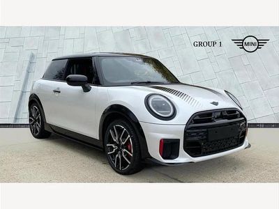 Used Mini John Cooper Works 228 HP (167 kW) 2025 White Hatchback