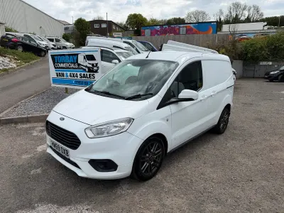Used Ford Transit Limited 100 HP (73 kW) 2020 White Van