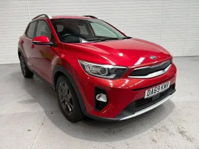 Used Kia Stonic 118 HP (86 kW) 2019 Red SUV