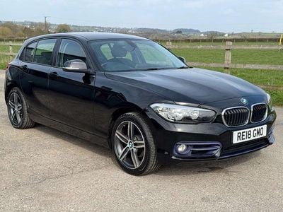 Used BMW 118 Sport Line 2018 Black Hatchback