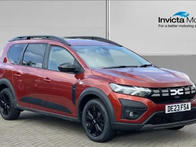 Used Dacia Jogger Extreme 110 HP (80 kW) 2023 Brown MPV