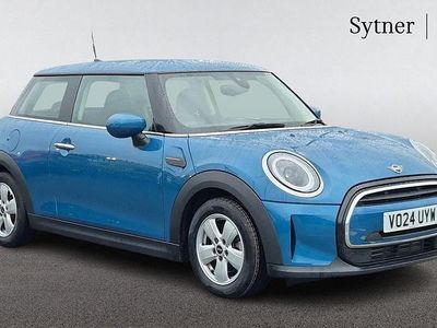 Used Mini Cooper Classic 134 HP (98 kW) 2024 Blue Hatchback