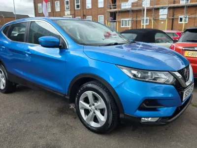 Used Nissan Qashqai Acenta Premium 115 HP (84 kW) 2019 Blue SUV