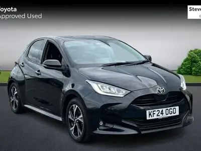Used Toyota Yaris Design 116 HP (85 kW) 2024 Black Hatchback