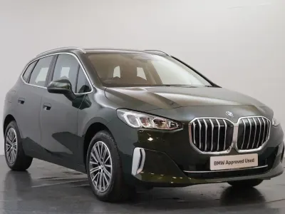 Used BMW 220 Luxury Line 168 HP (123 kW) 2025 Green MPV