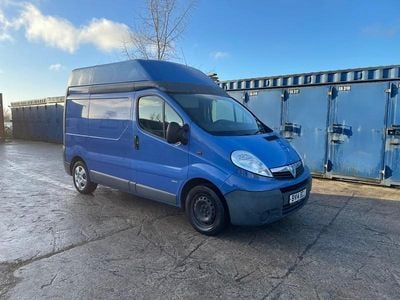 Blue Used 2014 Vauxhall Vivaro MPV | £2,995 (Super price)