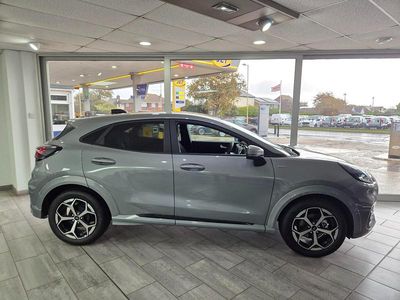 Solar silver metallic Used 2024 Ford Puma ST-Line SUV | £26,995