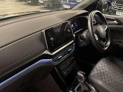 Used VW T-Cross R-line 115 HP (84 kW) 2024 Deep black SUV
