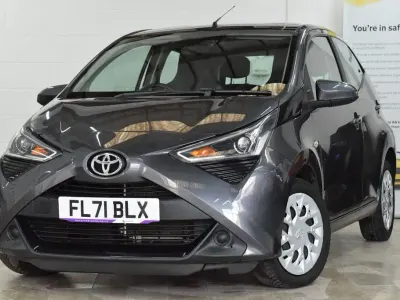 Used Toyota Aygo X-play 71 HP (52 kW) 2021 Grey Hatchback