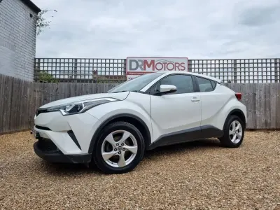 Używany Toyota C-HR 116 KM (85 kW) 2018 Biały SUV