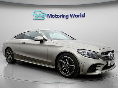 Usado Mercedes C200 AMG line 184 HP (135 kW) 2020 Prateado Coupé