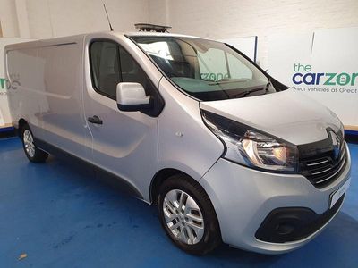 Silver Used 2018 Renault Trafic MPV | £5,799 (Fair price)