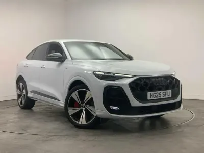 Used Audi Q5 Sportback Advanced 204 HP (150 kW) 2025 White SUV