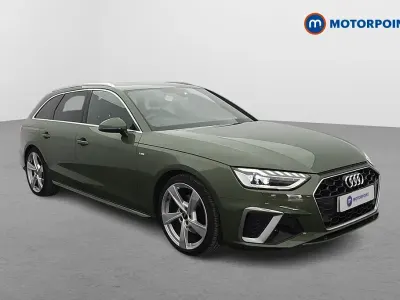 Begagnad Audi A4 S-Line 2023 Grön Kombi