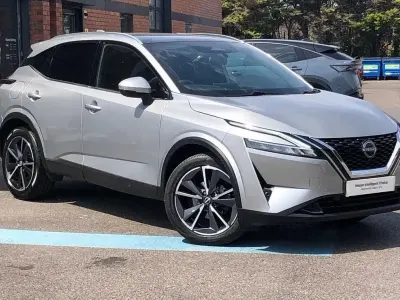 Used Nissan Qashqai Tekna 138 HP (101 kW) 2023 Silver SUV