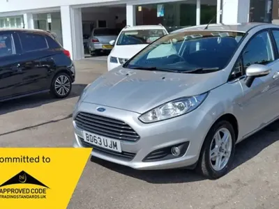 Used Ford Fiesta Zetec 82 HP (60 kW) 2013 Hatchback