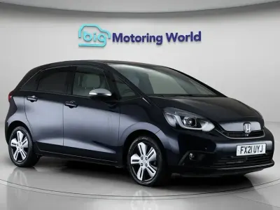 Second-hand Honda Jazz Hybrid 107 CP (78 kW) 2021 Albastru Hatchback