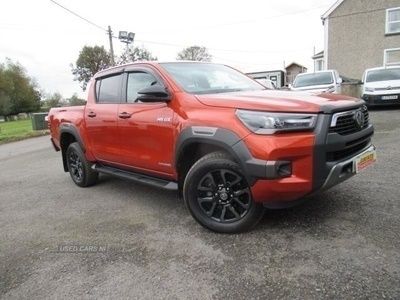 used Toyota HiLux 2.8 INVINCIBLE X 4WD D 4D DCB 202 BHP