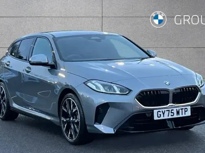 Begagnad BMW 120 M Sport 168 HK (123 kW) 2026 Grå Halvkombi