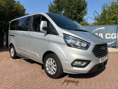 Used Ford Tourneo Custom Titanium 2019 Silver Van